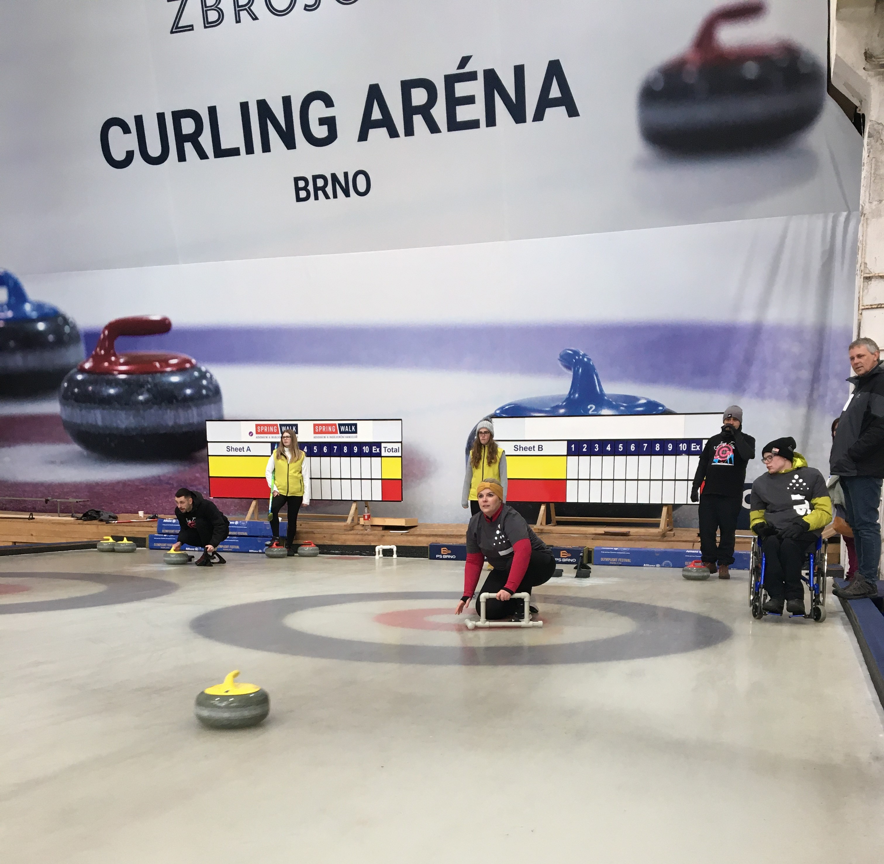 Hráli jsme curling pro Ligu vozíčkářů