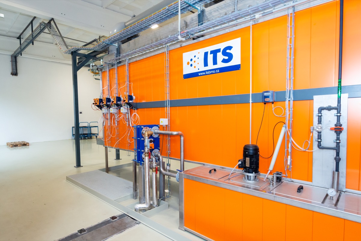 Robotická lakovna se 7° chemickou předúpravu